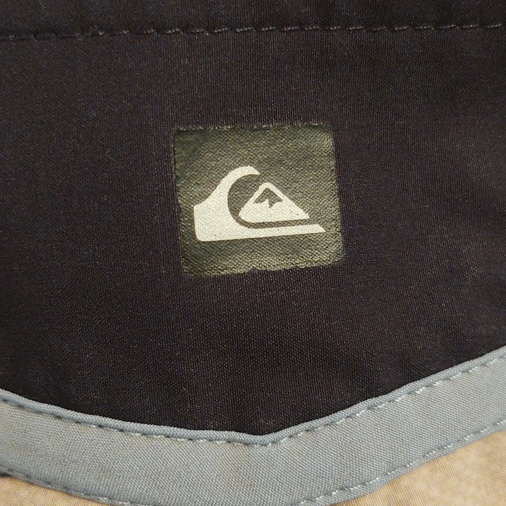 Bundle Of 2 USED Quiksilver Board Shorts Size XS/27